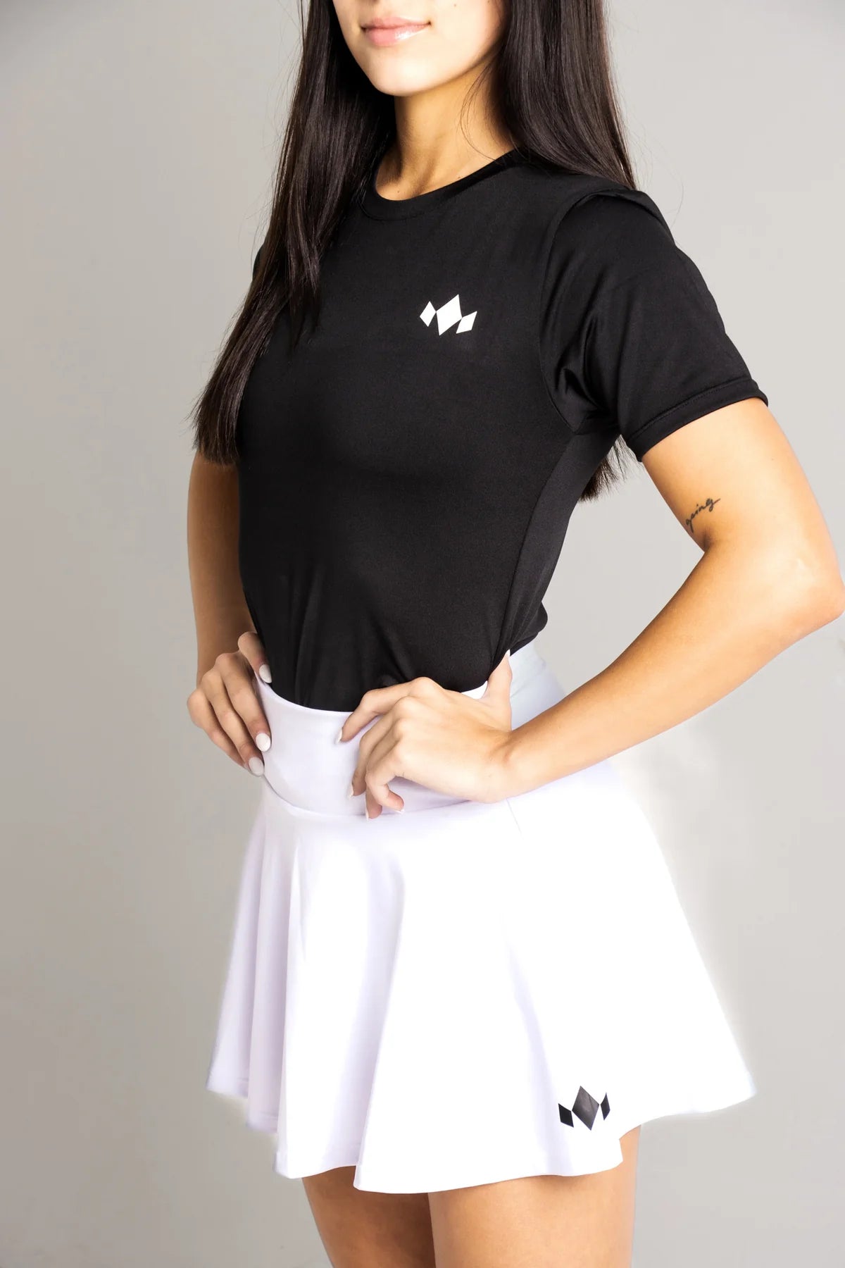 DIADEM WOMEN'S ESSENTIAL CLUB SKIRT
